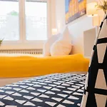 Relax Aachener Boardinghouse Premium 1