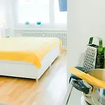 Hotel apartamentowy Relax Aachener Boardinghouse Premium 1 3*