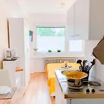 Relax Aachener Boardinghouse Premium 1 Hotel apartamentowy Akwizgran