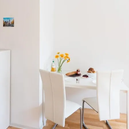 Relax Aachener Boardinghouse Premium 1 3* Aachen