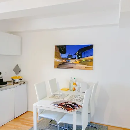 Relax Aachener Boardinghouse Premium 1 3* Aachen