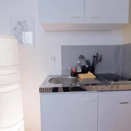 Relax Aachener Boardinghouse Premium 1