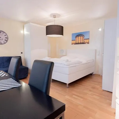 Relax Aachener Boardinghouse Premium 1