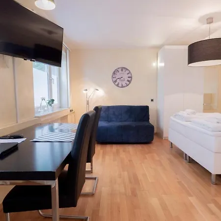 Relax Aachener Boardinghouse Premium 1