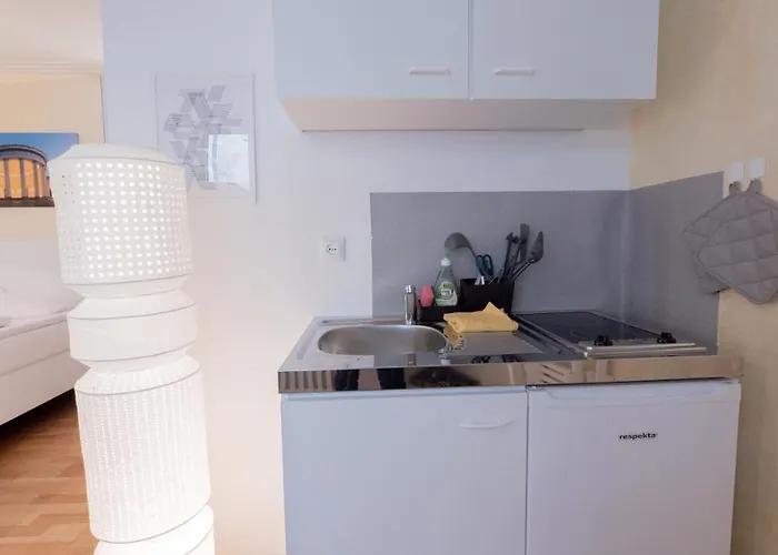 Relax Aachener Boardinghouse Premium 1